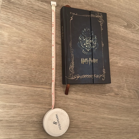 Harry Potter Journal & Monthly Planner Hardcover Ribbon Pagemarker Never Used - Picture 10 of 12